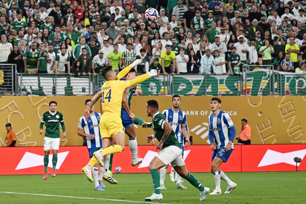 aoa体育体育在线登录-帕尔梅拉斯队长发声，誓夺世俱杯冠军荣耀的简单介绍