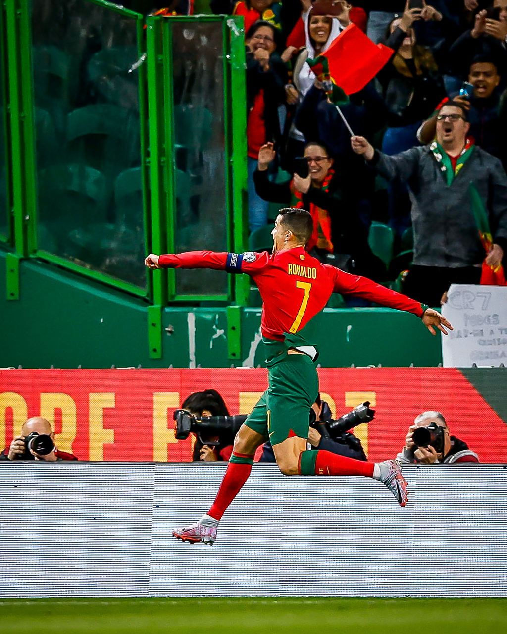 列支敦士登队在欧预赛中遭遇滑铁卢 列支敦士登队在欧预赛中遭遇滑铁卢