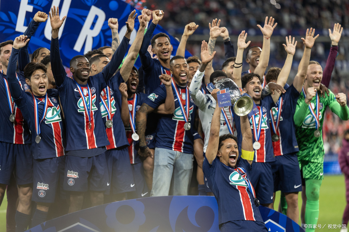 巴黎圣日耳曼传控精湛，助球队掌握比赛