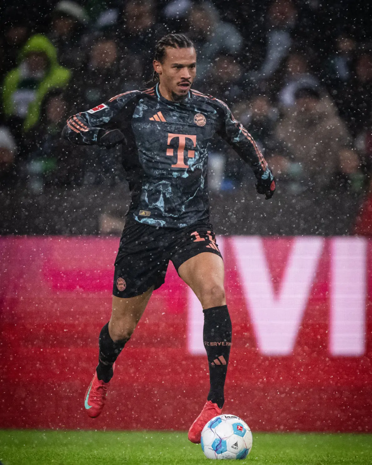 包含门兴格拉德巴赫提高士气，迎击柏林赫塔的挑战的词条