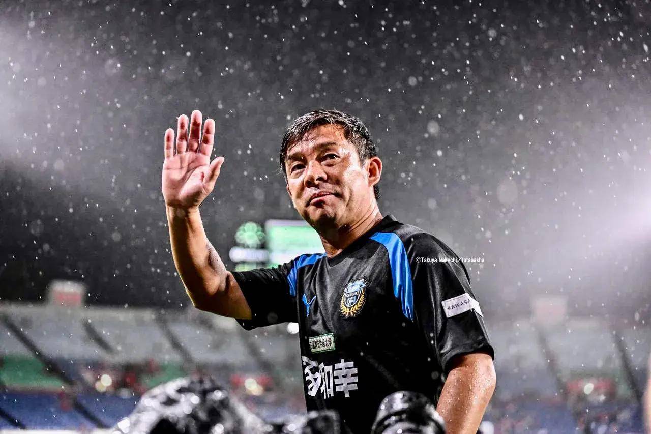 关于联赛进入关键阶段,各队士气高涨备战战役的信息 关于联赛进入关键阶段,各队士气高涨备战战役的信息