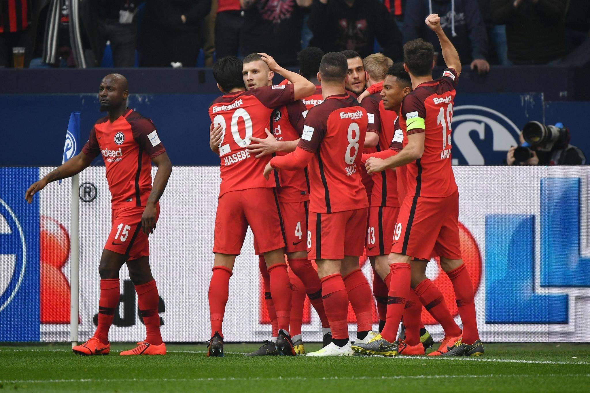 关于法兰克福遇强对手,全队出现困难的信息 关于法兰克福遇强对手,全队出现困难的信息