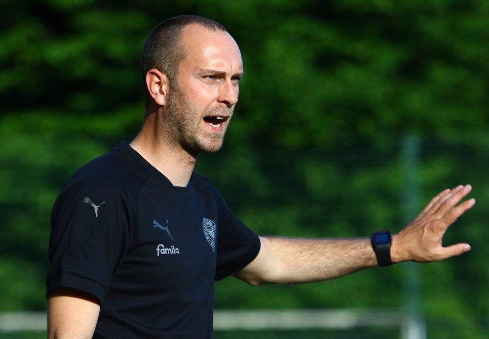 aoa体育体育官方入口-包含瑞士国脚连克两球，助力云达不莱梅逆袭的词条