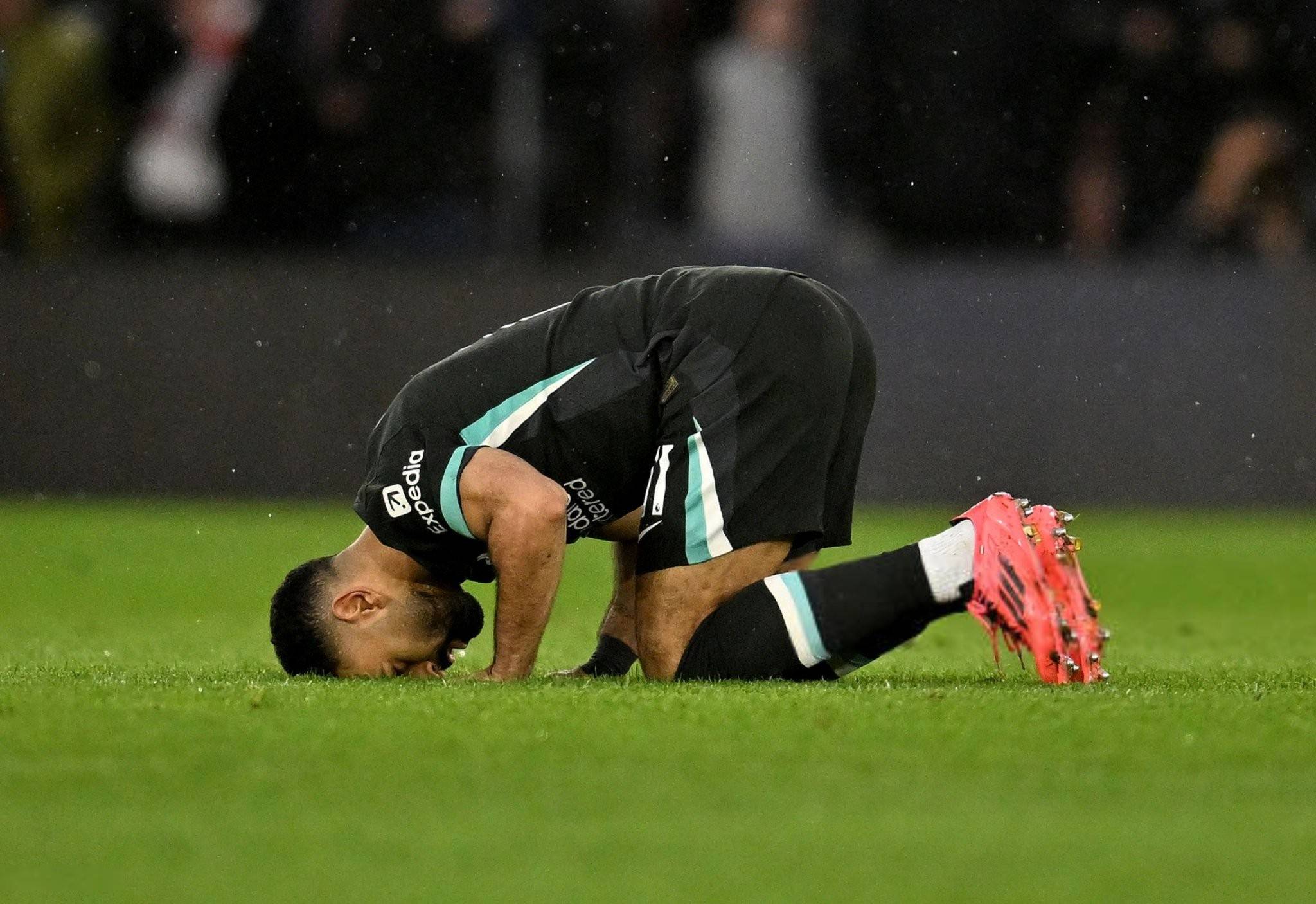 aoa体育体育登录-关于利物浦客场逆转青年队拿下三分的信息