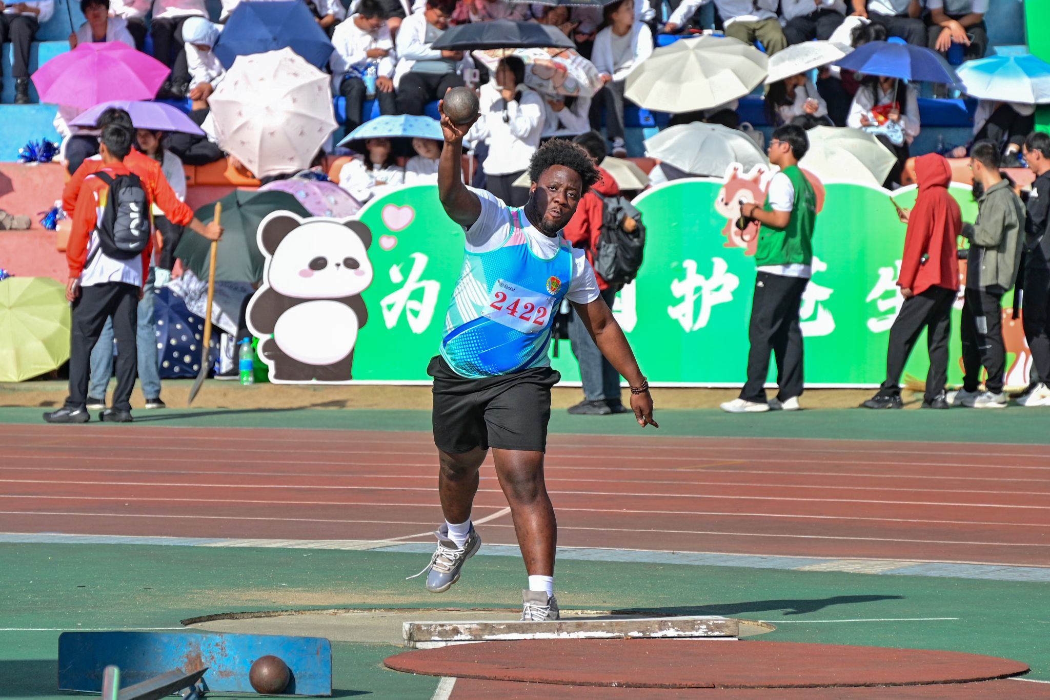 热血拼搏全情投入比赛场面纷呈变化的简单介绍 热血拼搏全情投入比赛场面纷呈变化的简单介绍