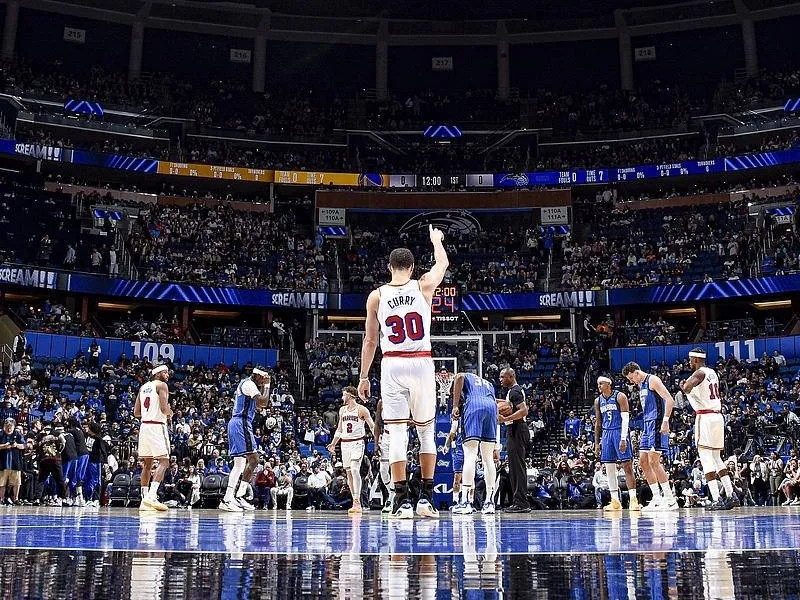 勇士全队出击,轻取魔术 勇士全队出击,轻取魔术